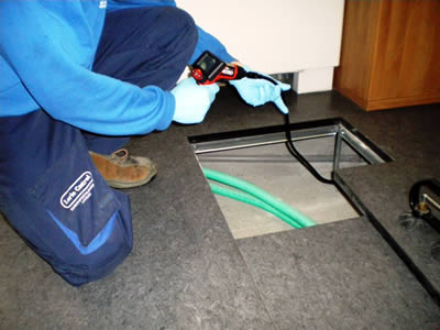 derattizzazione_ispezione_pavimento